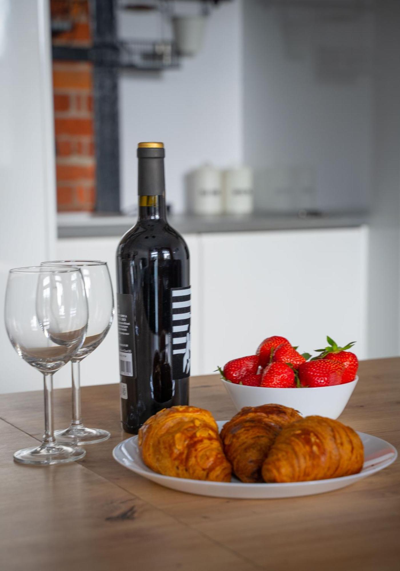 Apartament Z Antresola Nowa Papiernia 弗罗茨瓦夫 外观 照片